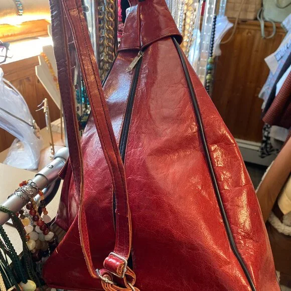 Egyptian Red Leather Backpack Made in Egypt - Picture 4 of 6